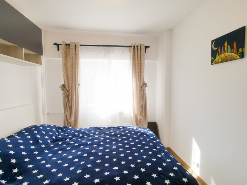 Rahova, Ispirescu, proprietar vand ap. 2 camere renovat, utilat,